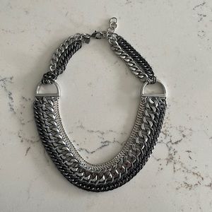 Stella and Dot Femme Fatale necklace